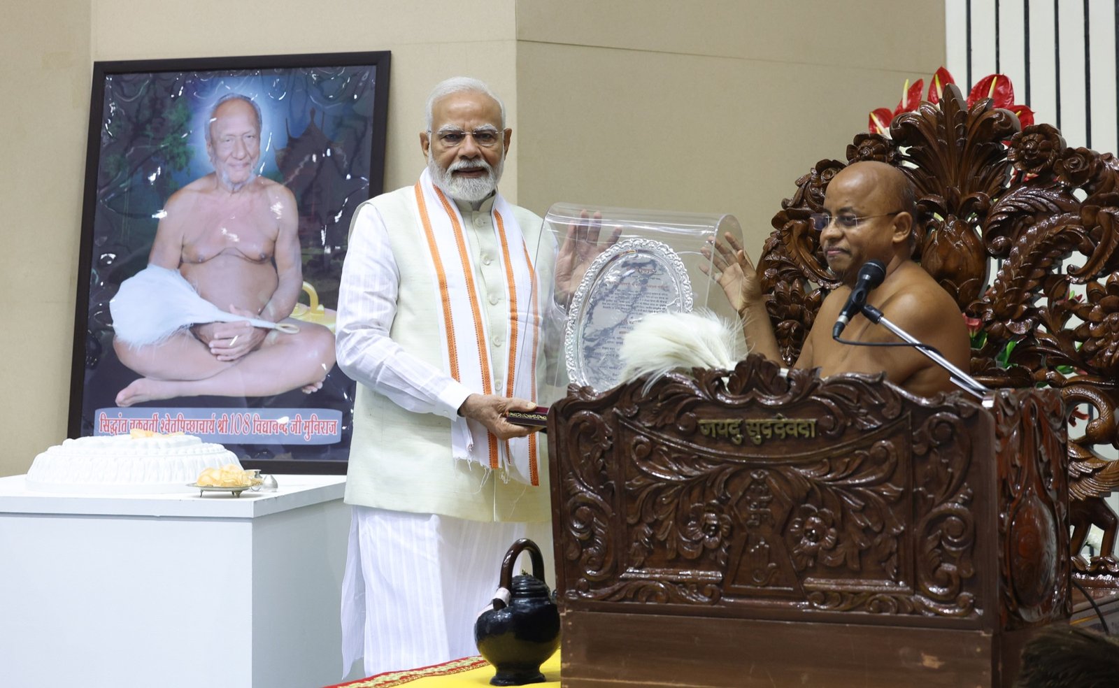 Prime Minister Narendra Modi with Shri Pragya Sagar Ji Muniraj